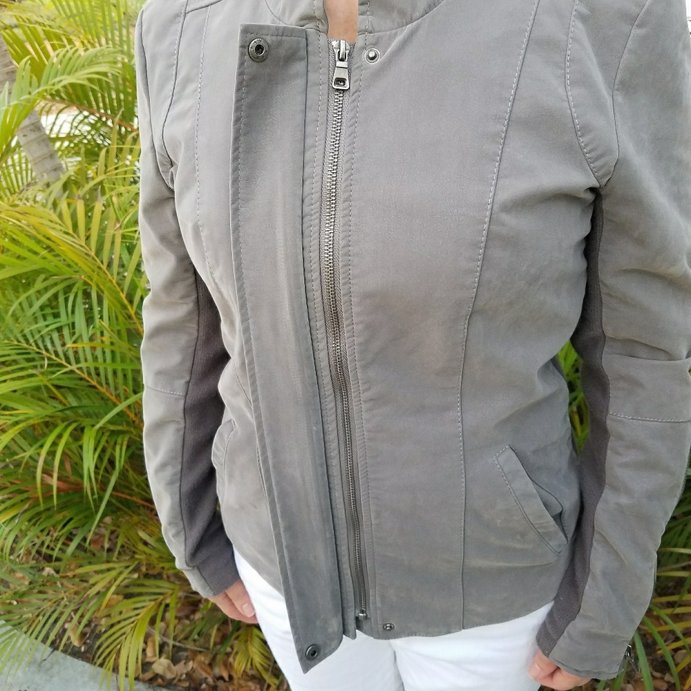 Green Suade Boutique Jacket - Picture 4 of 7
